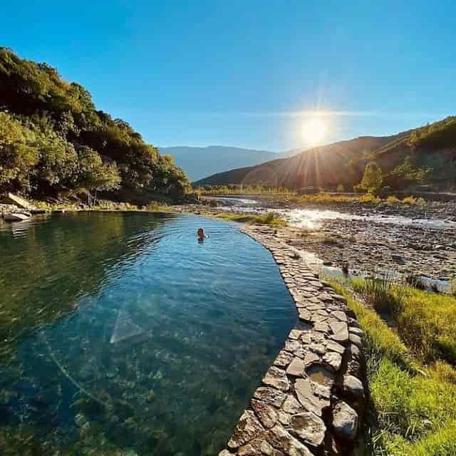 Thermal bath in Benja