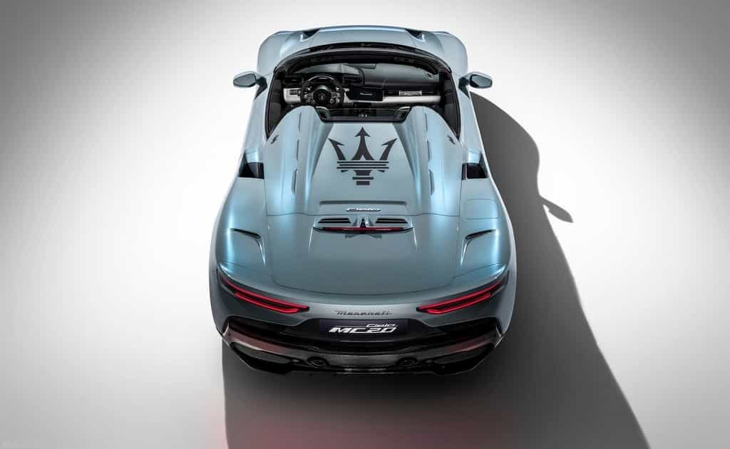 Maserati MC20 Cielo: rear view
